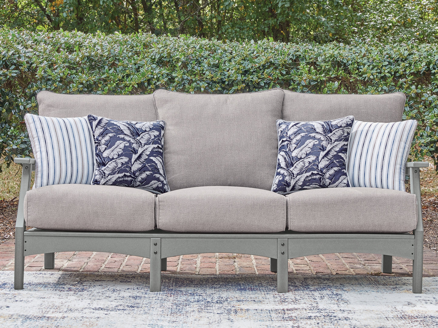 Cove Beach Sofa with Cushion