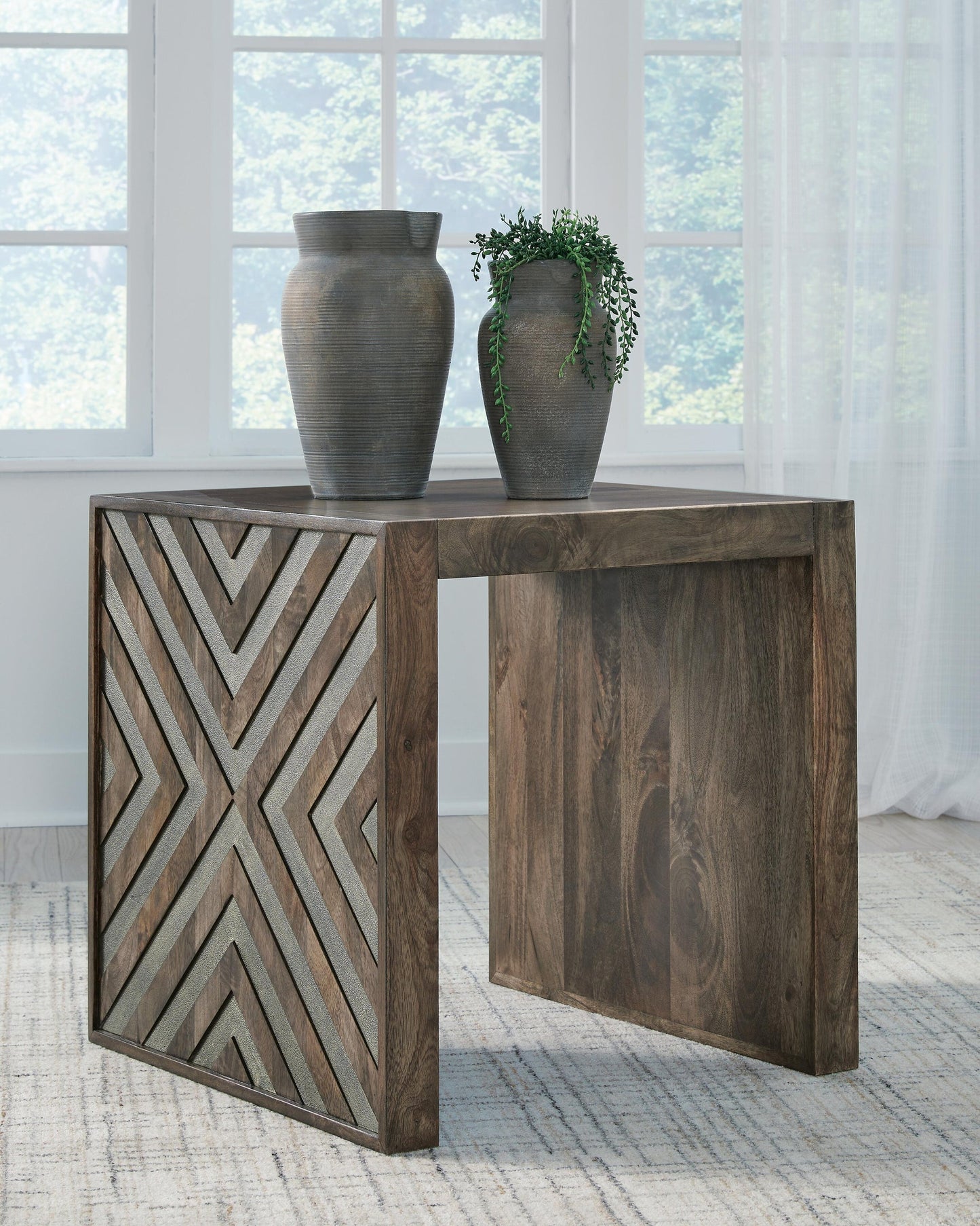 Dreggan Square End Table